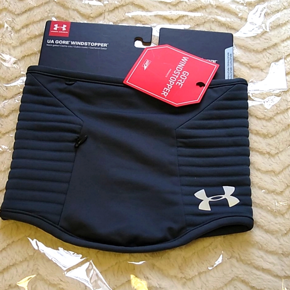 UNDER ARMOUR UNISEX WIND-STOPPER
